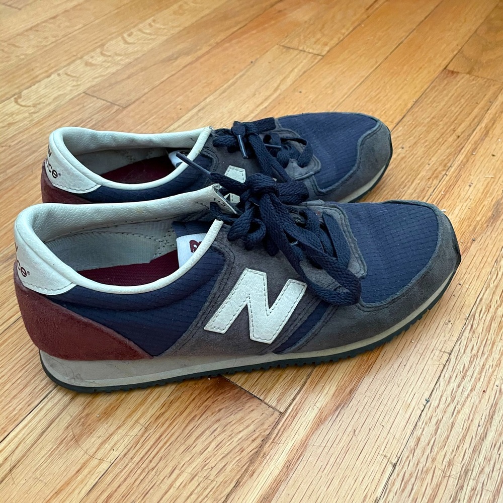 New Balance 420 Sneakers